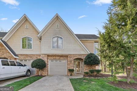 416 Oakmont Drive