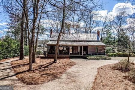 109 Lakecrest Drive NE