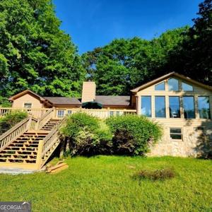 122 Lullwater Lane