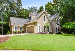 1332 Amberwood Drive