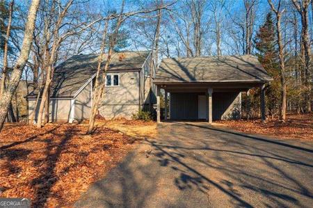 114 Chickasaw Drive