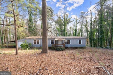 5160 E Holiday Court SE, Acworth GA 30102