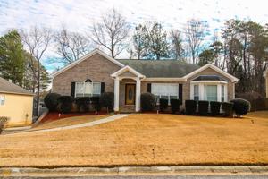 11736 Sawgrass Court