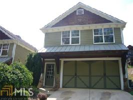 281 Lakeside Dr