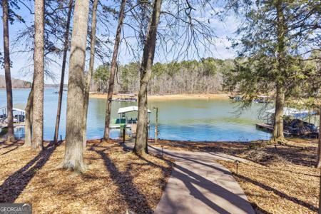 424 Capri Point, Lavonia GA 30553