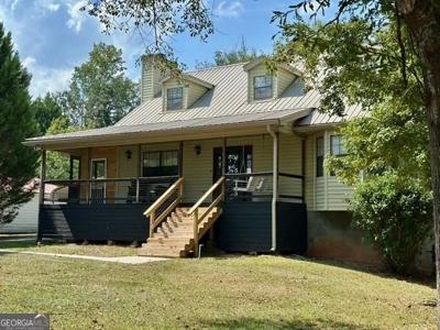 106 SE Flat Rock Court