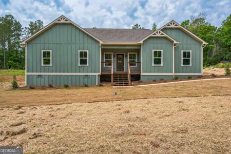 122 Long Shoals Avenue, Eatonton GA 31024