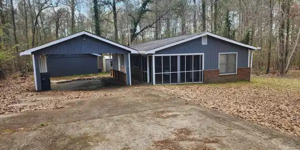 1054 Shore Line Drive