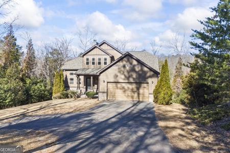 166 Lakeside Avenue