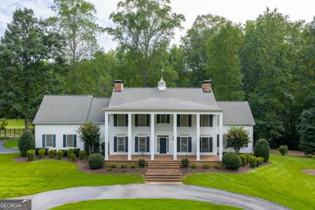 101 Parkway Drive, Peachtree City GA 30269