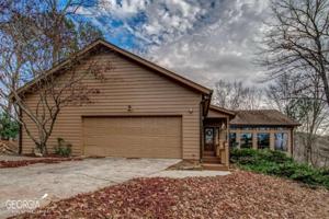 18 Hummingbird Lane