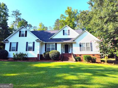 302 W Lakeview Drive NE, Milledgeville GA 31061