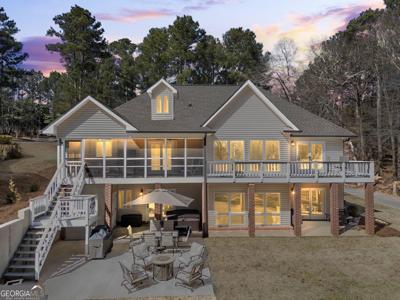992 Melody Lane