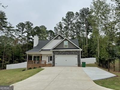 34 Chestnut Street, Lavonia GA 30553