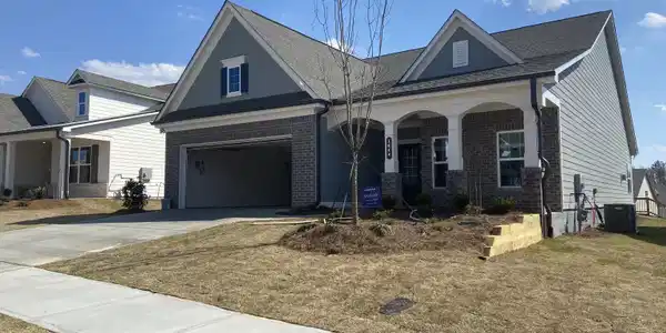 1446 Bluffs Ridge Way