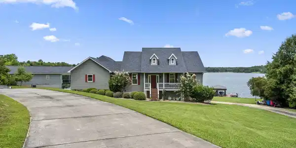 354 Hillridge Cove, Lizella GA 31052