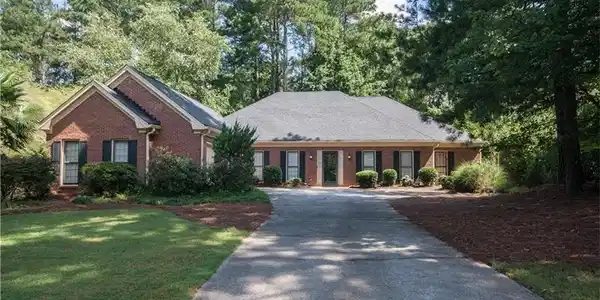 2775 Lakewind Ct