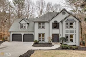 1025 Wedgewood Ct