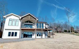 1769 Lakeview Dr
