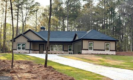 168 Oak Leaf Circle, Eatonton GA 31024