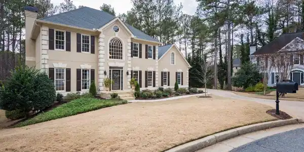 3550 Lakewind Way