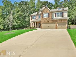 704 Declaration Ct