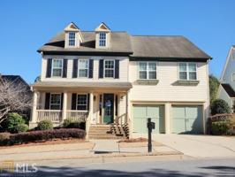 107 Racquet Dr
