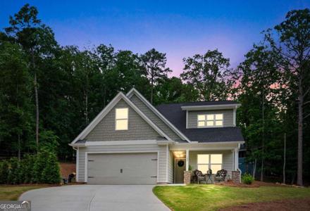 102 Blue Fox Loop