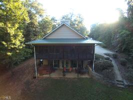 90 Longshore Dr