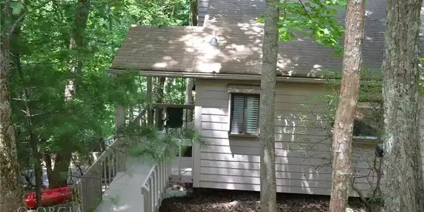 200 Villa Road