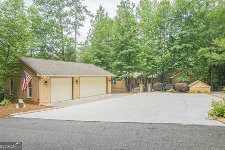 205 Grizzly Bear Lane