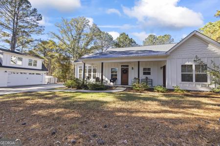32 Shirleys Way, Hartwell GA 30643
