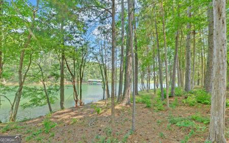 211 Lake Point Road