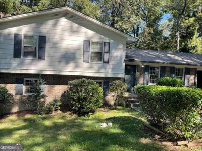 496 WOODLAND Drive, Gainesville GA 30501