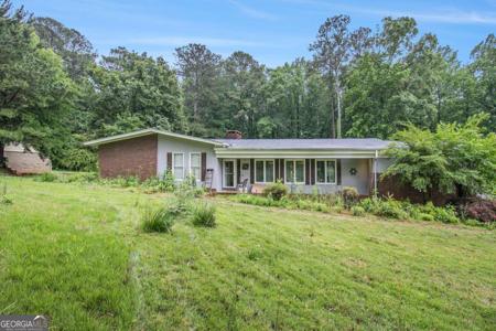2549 Emerald Drive, Jonesboro GA 30236