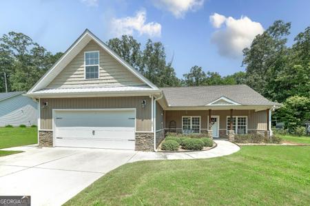 171 Arrow Point Road, Jackson GA 30233