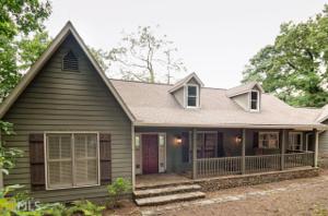 2483 Ridgeview Dr