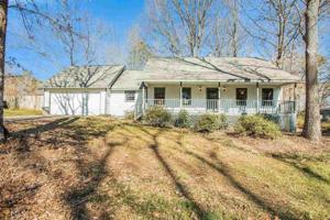 2380 Lago Dr