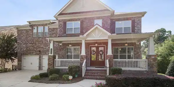 1200 Redbud