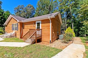 741 Waters Edge Dr