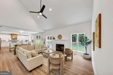 636 Harbour Shores Drive, Jackson GA 30233