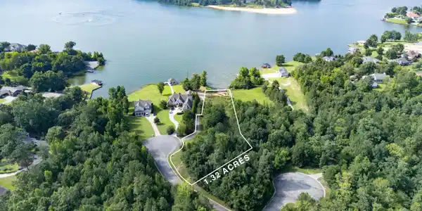 2415 Grand Harbour Court, Lizella GA 31052