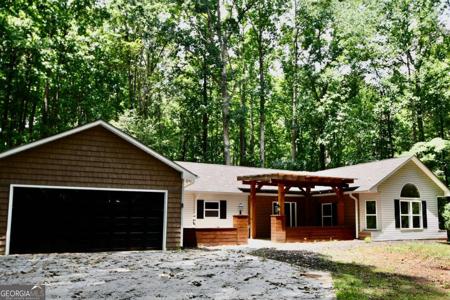 257 Lake Place Drive, Lavonia GA 30553