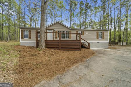279 Possum Point Drive, Eatonton GA 31024