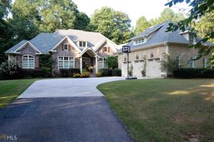 105 Holbrook Dr
