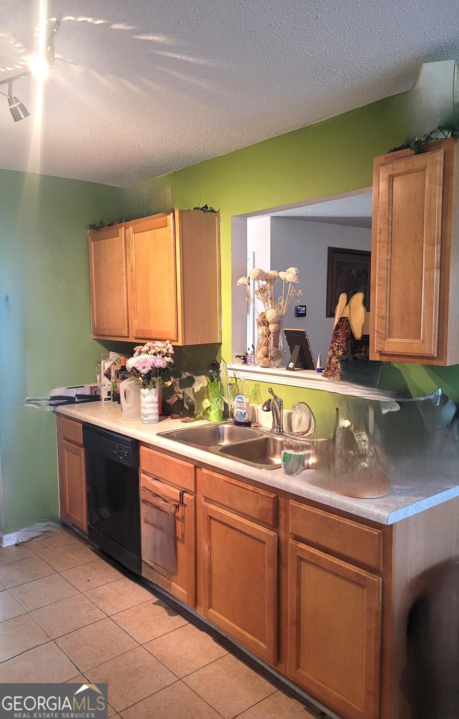 Image 4Kitchen