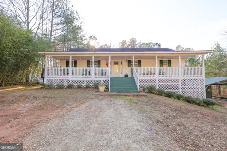 42 Deer Pointe Court, Lagrange GA 30240