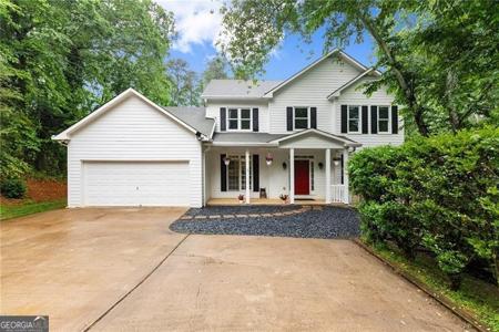 1620 Bluwater Court, Cumming GA 30041