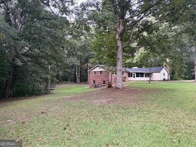323 Lowery Road, Fayetteville GA 30215