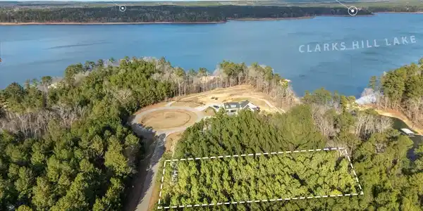 1250 Striper Cove, Tignall GA 30668